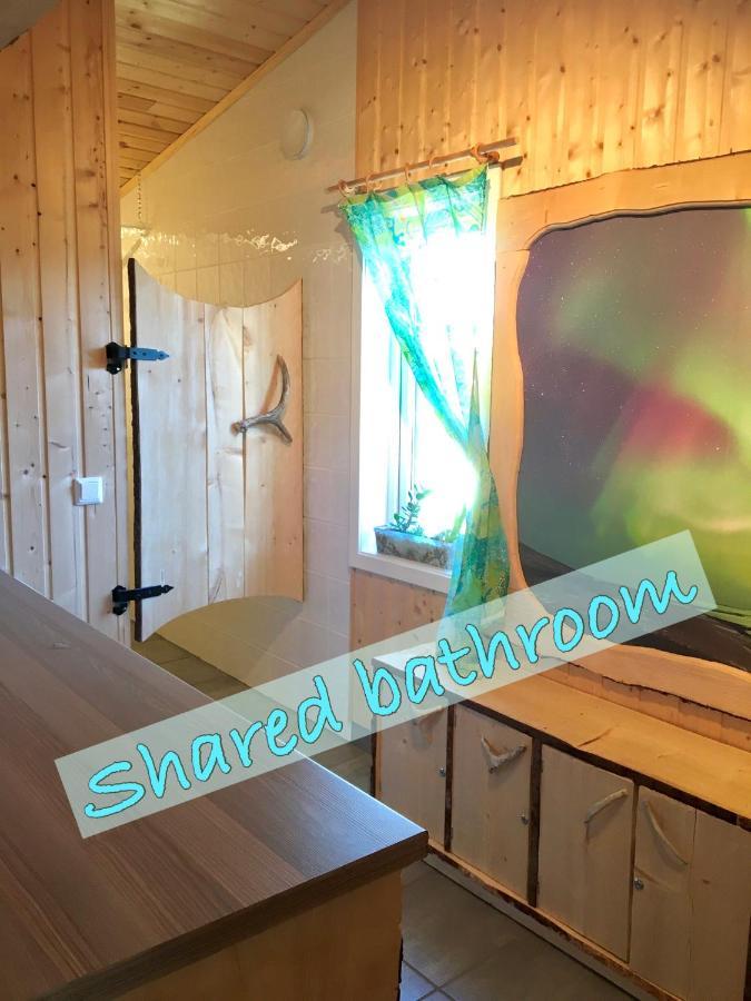 Wild Caribou'S Wildwood Cabin Lakselv Extérieur photo